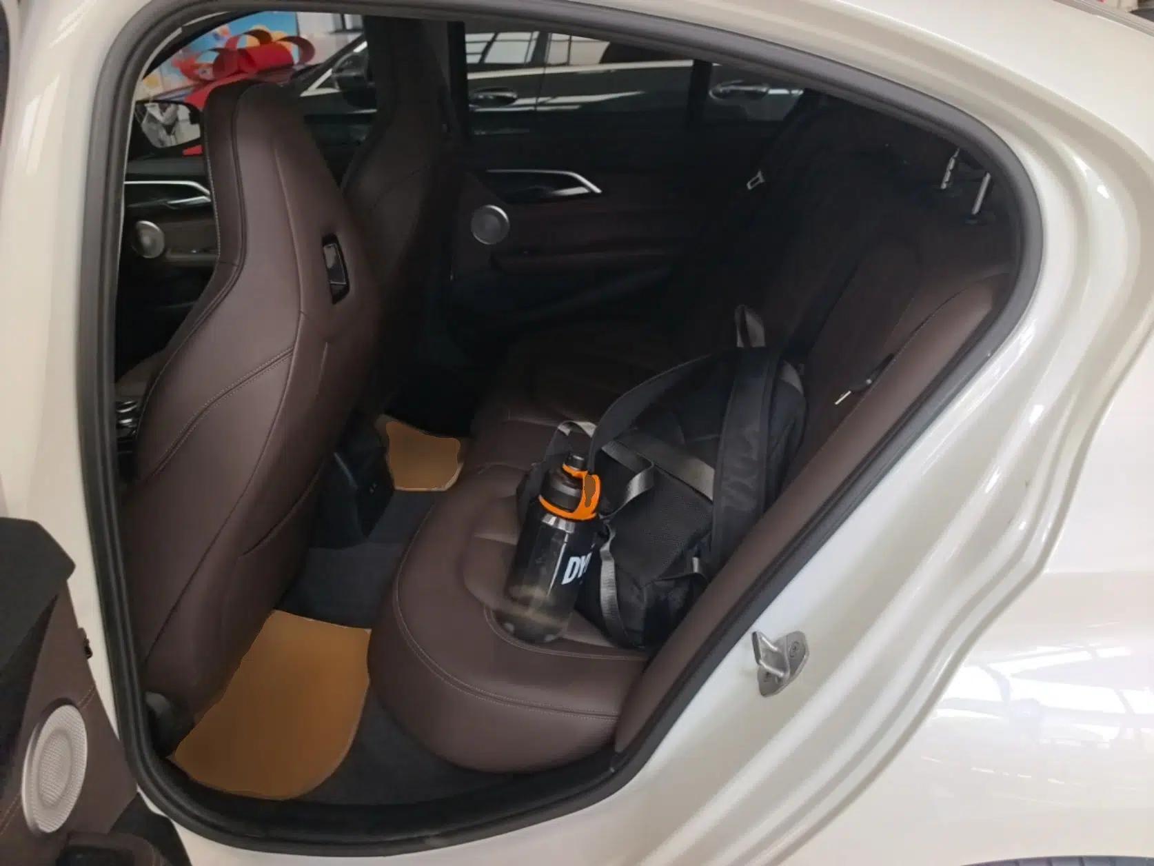 BMW 1 Series 2021 Restyled 125i M Sport Night Edition — миниатюра 20