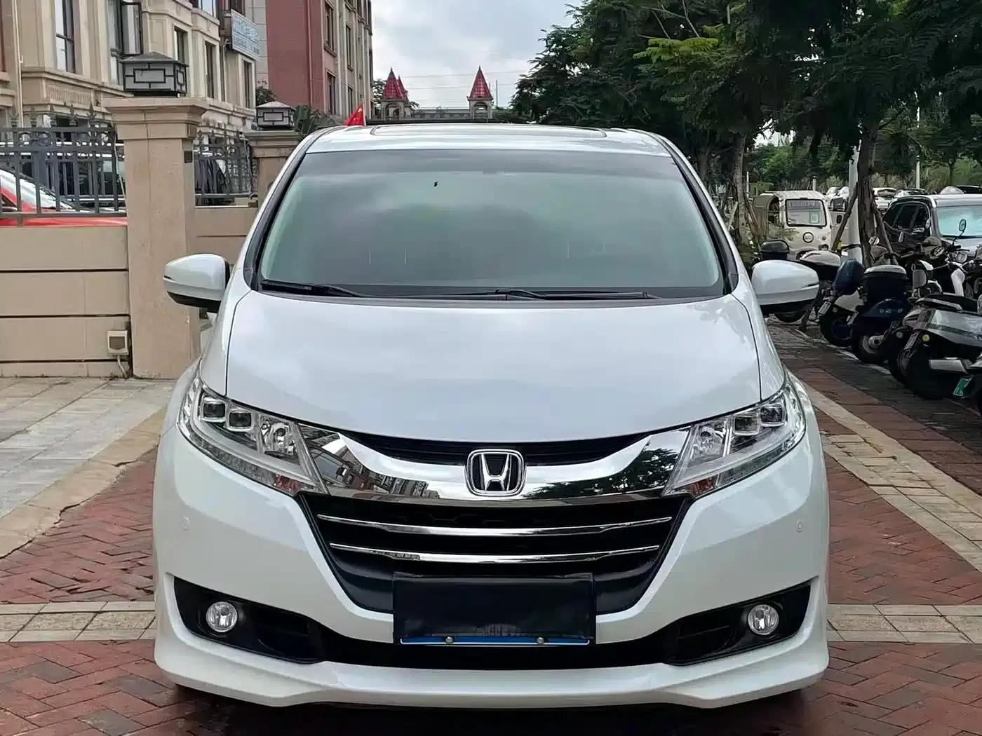 Odyssey 2017 2.4L Smart Edition — миниатюра 2