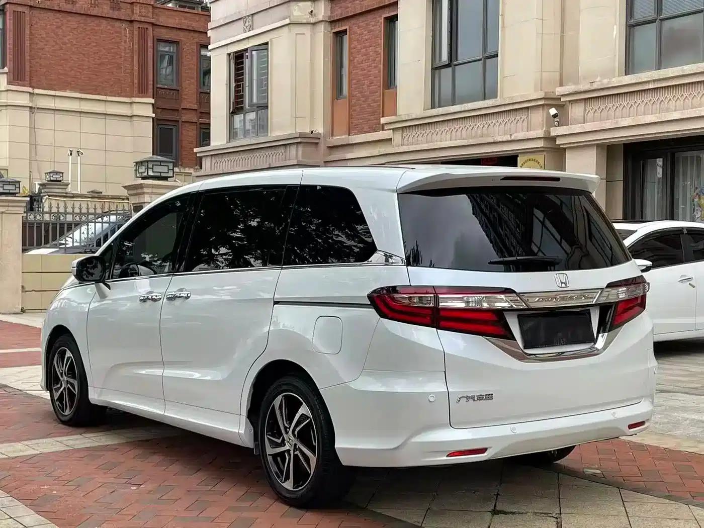 Odyssey 2017 2.4L Smart Edition — миниатюра 6