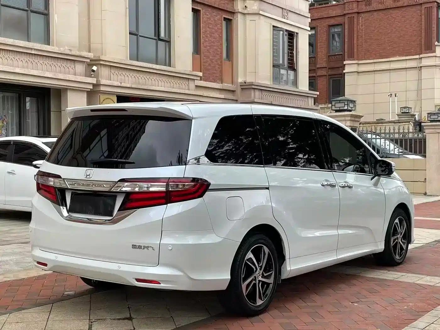 Odyssey 2017 2.4L Smart Edition — миниатюра 8