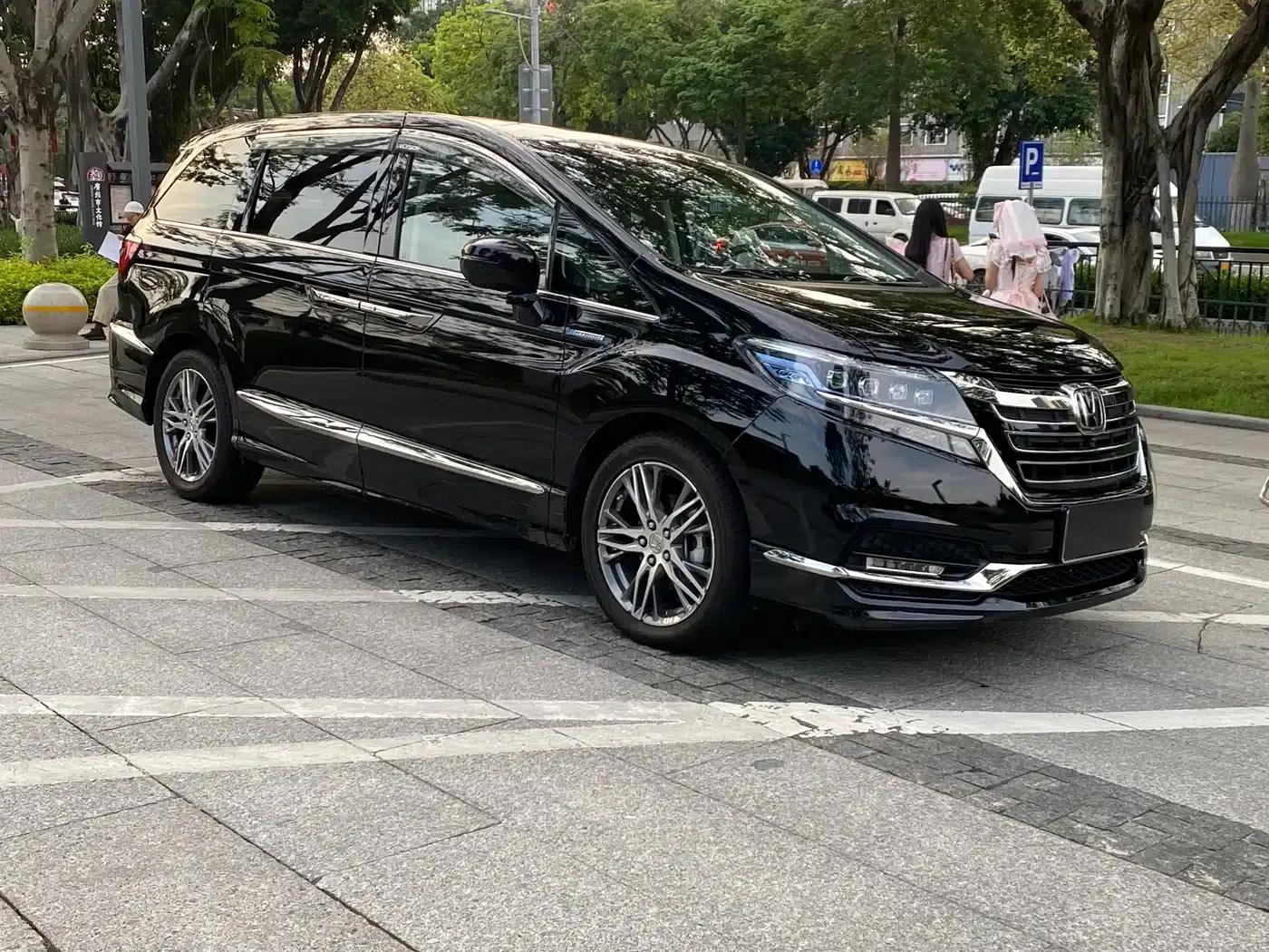 Elysion 2019 2.0L Hybrid Supreme Edition — миниатюра 3