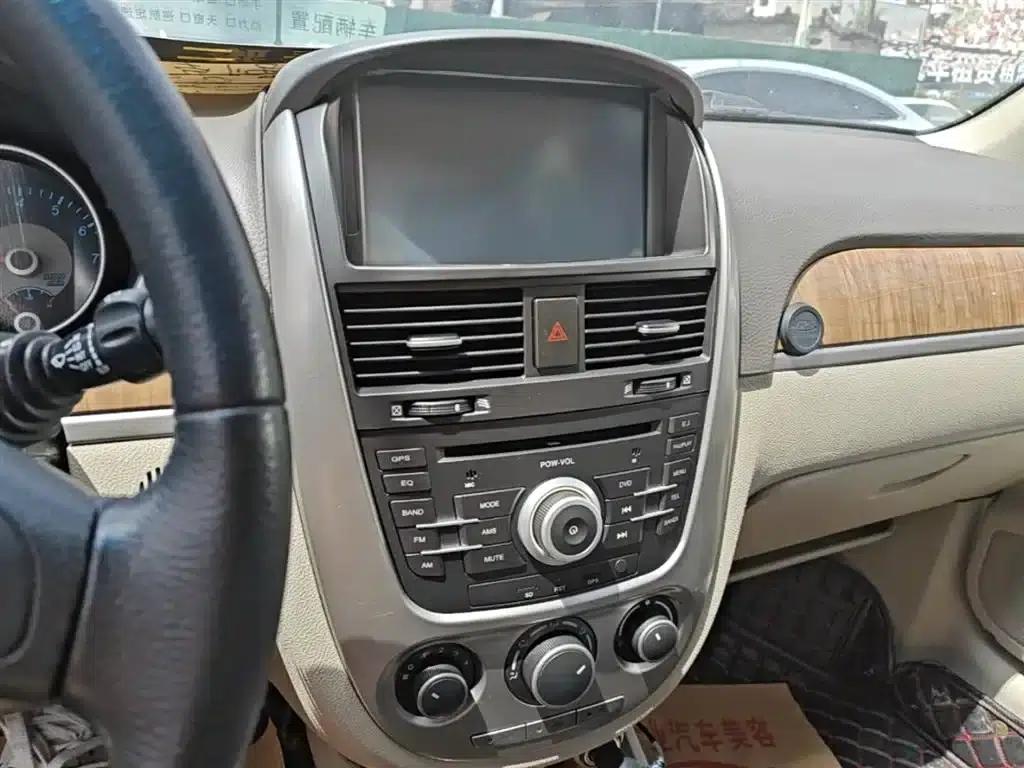 Buick Excelle 2015 1.5L Automatic Premium Edition — миниатюра 12