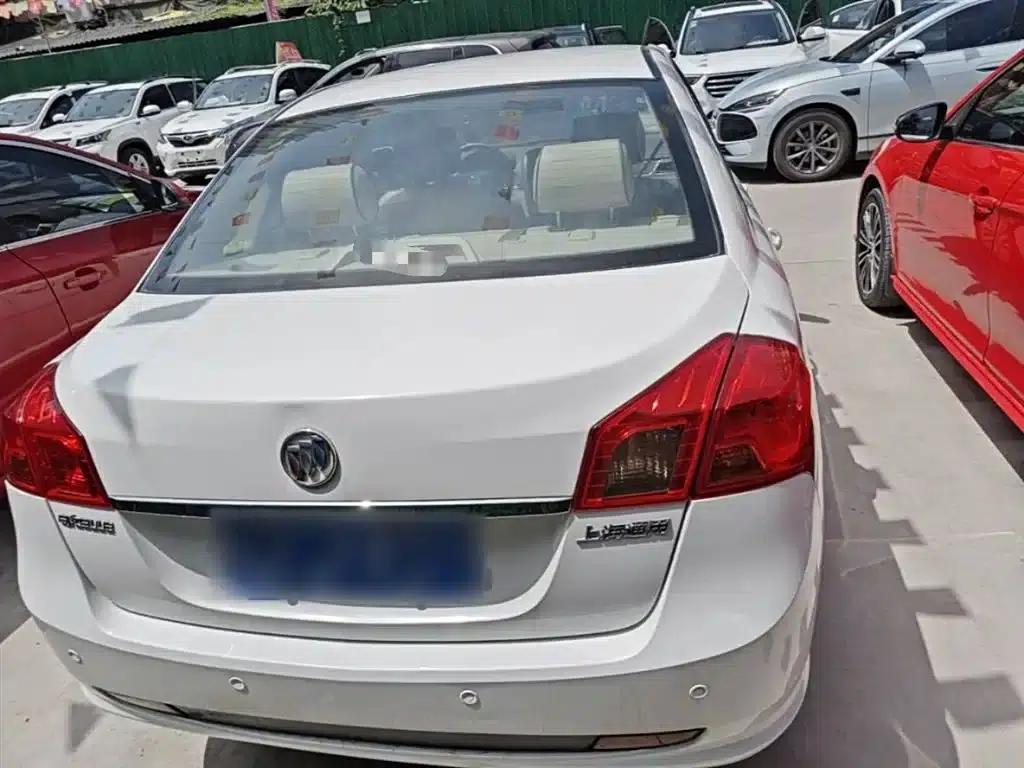 Buick Excelle 2015 1.5L Automatic Premium Edition — миниатюра 6