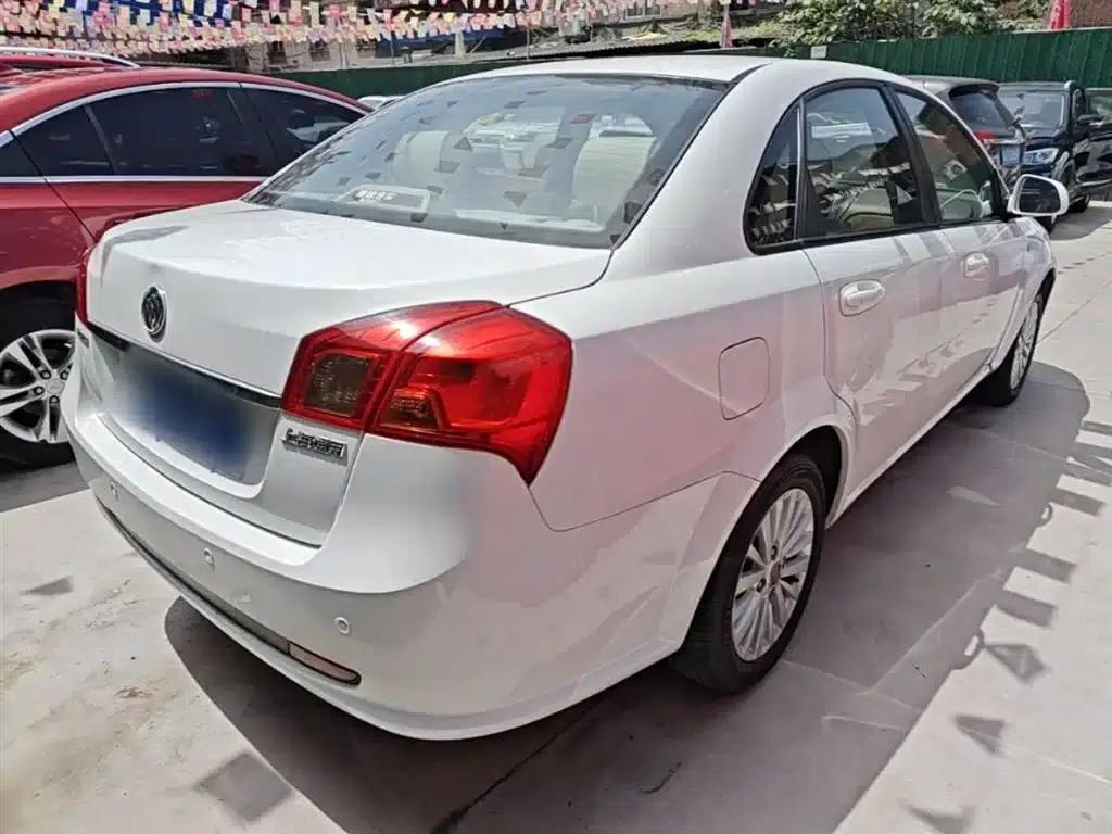 Buick Excelle 2015 1.5L Automatic Premium Edition — миниатюра 7