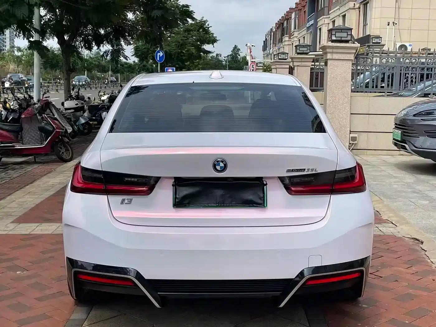BMW i3 2022 eDrive 35L — миниатюра 17