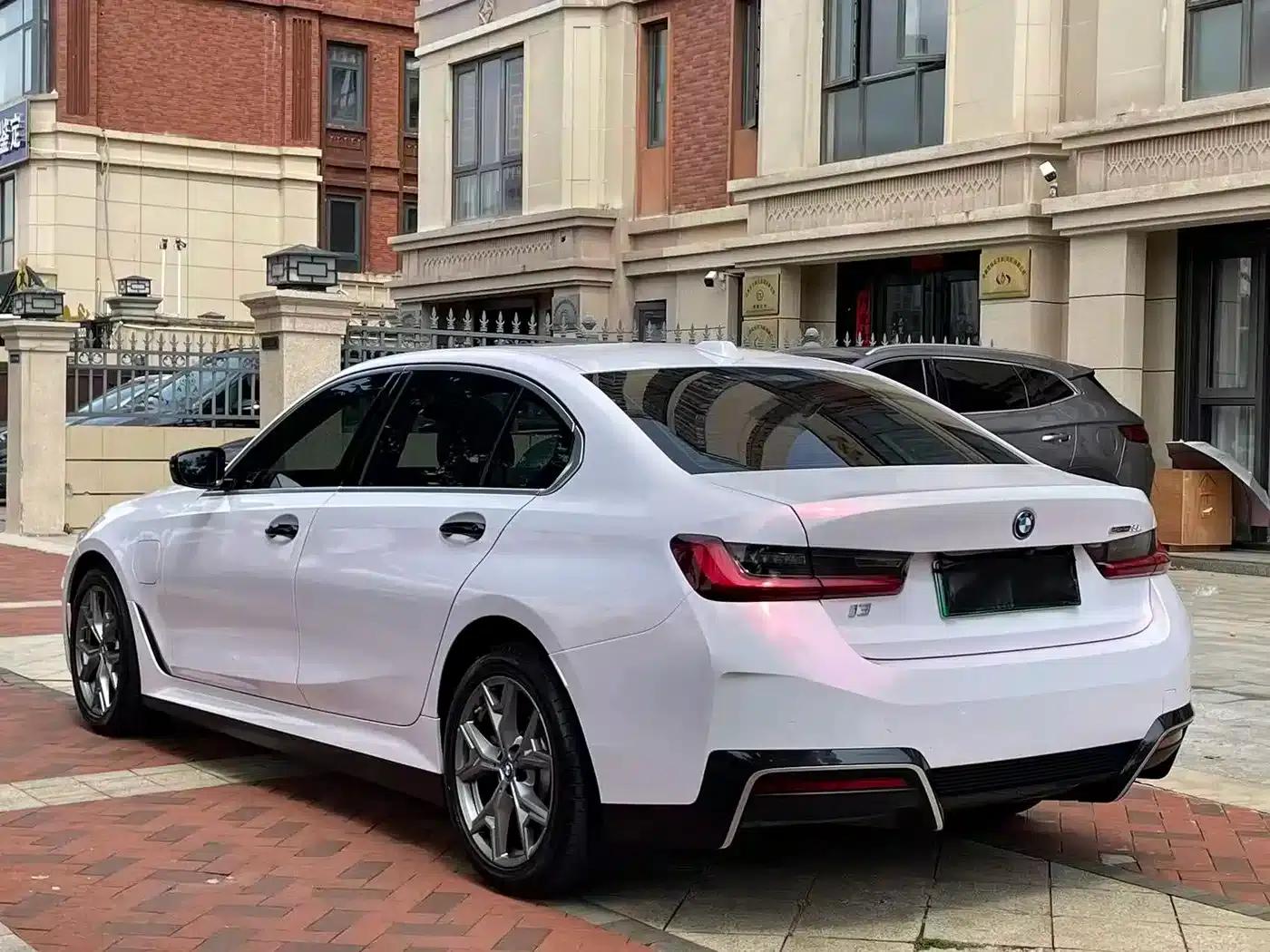 BMW i3 2022 eDrive 35L — миниатюра 7