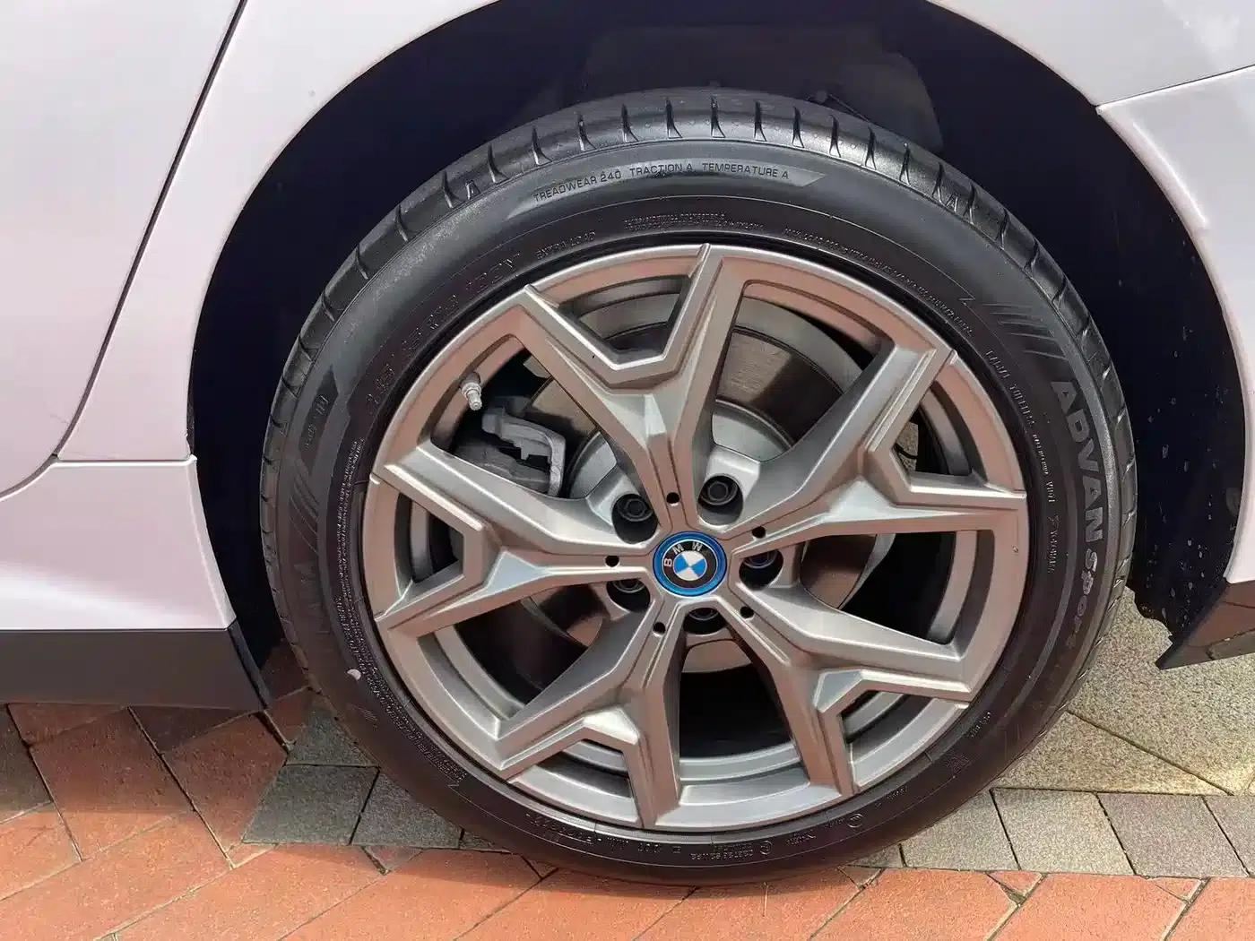 BMW i3 2022 eDrive 35L — миниатюра 8