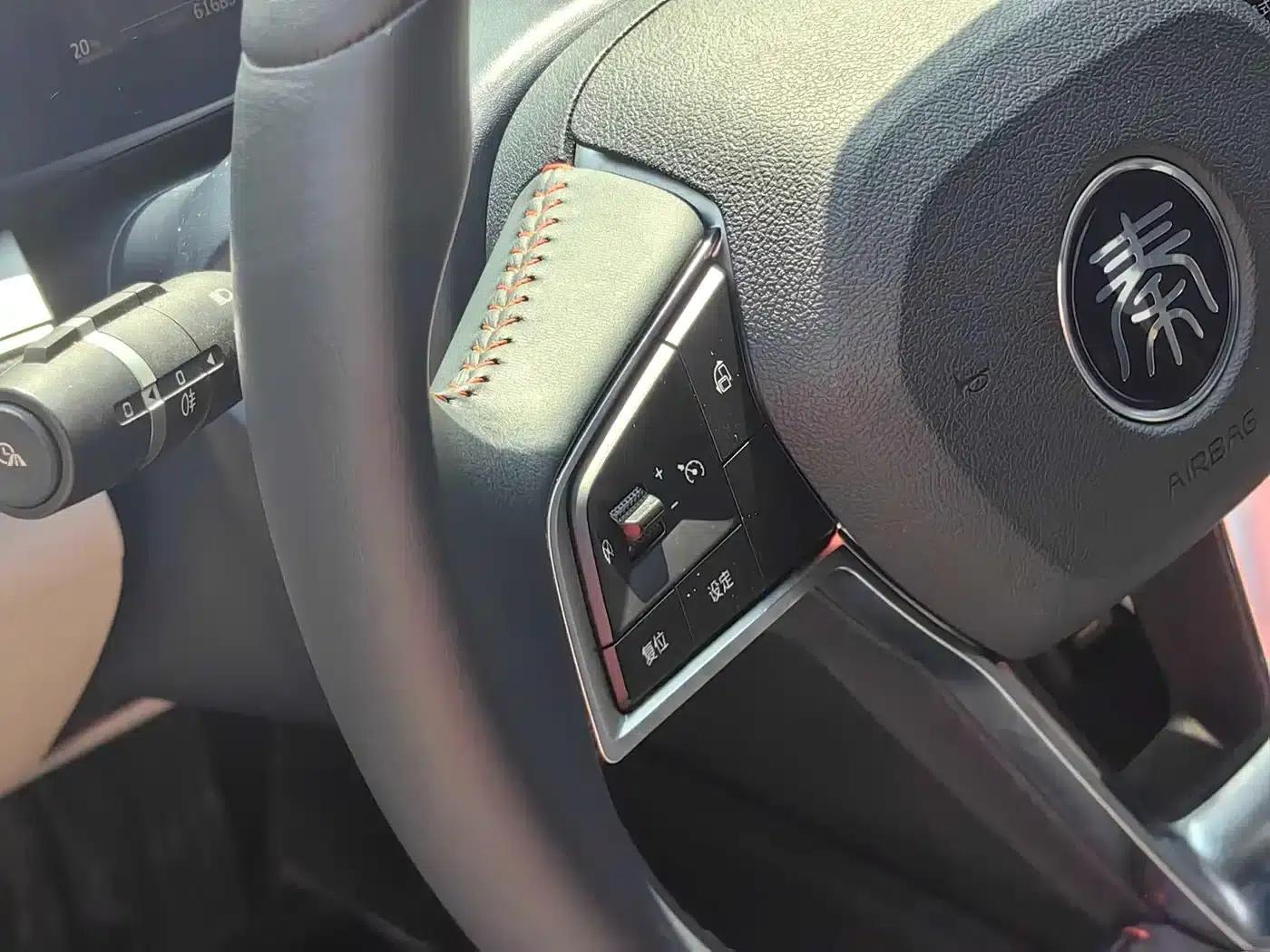 Qin PLUS 2021 DM-i 55KM Flagship Edition — миниатюра 10
