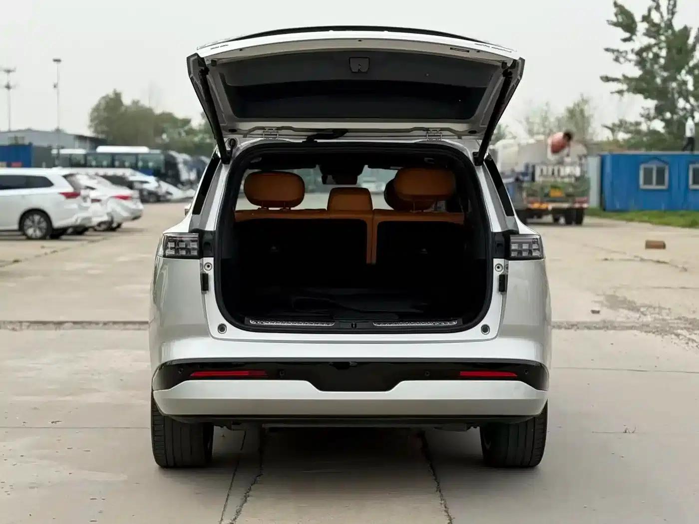 eπ008 2025 210Max Extended Range Version 5-Seater — миниатюра 17