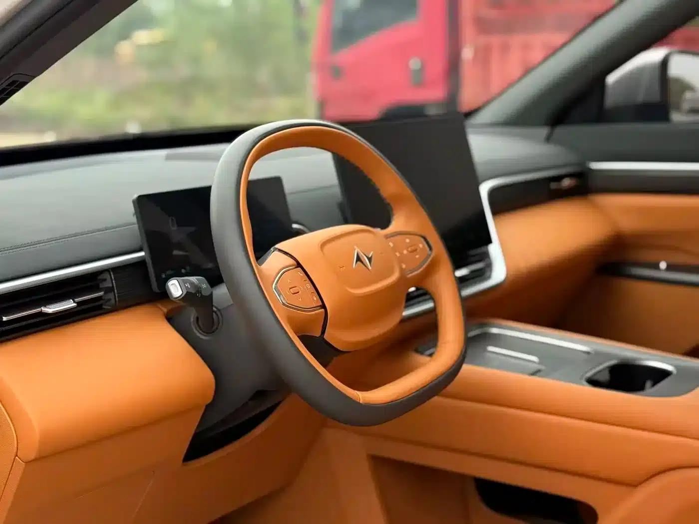 eπ008 2025 210Max Extended Range Version 5-Seater — миниатюра 6