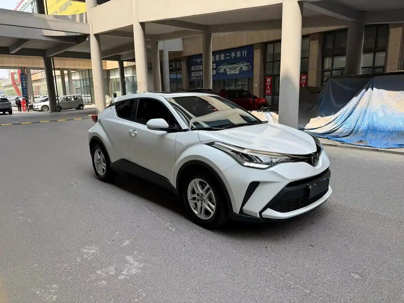 Toyota C-HR 2021 2.0L Comfort Edition — миниатюра 3