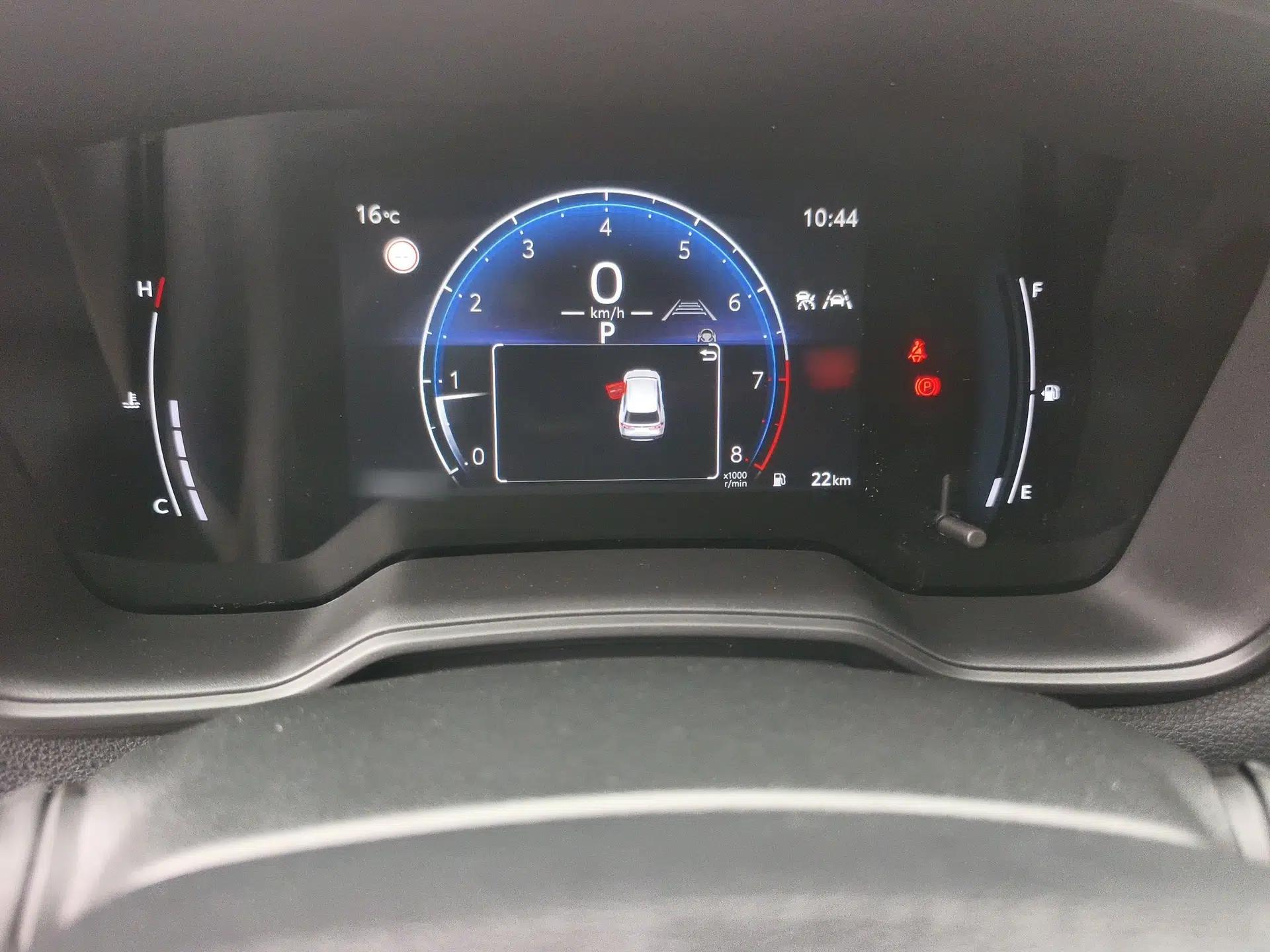Toyota FRONTLANDER 2023 2.0L CVT Leading Edition — миниатюра 11