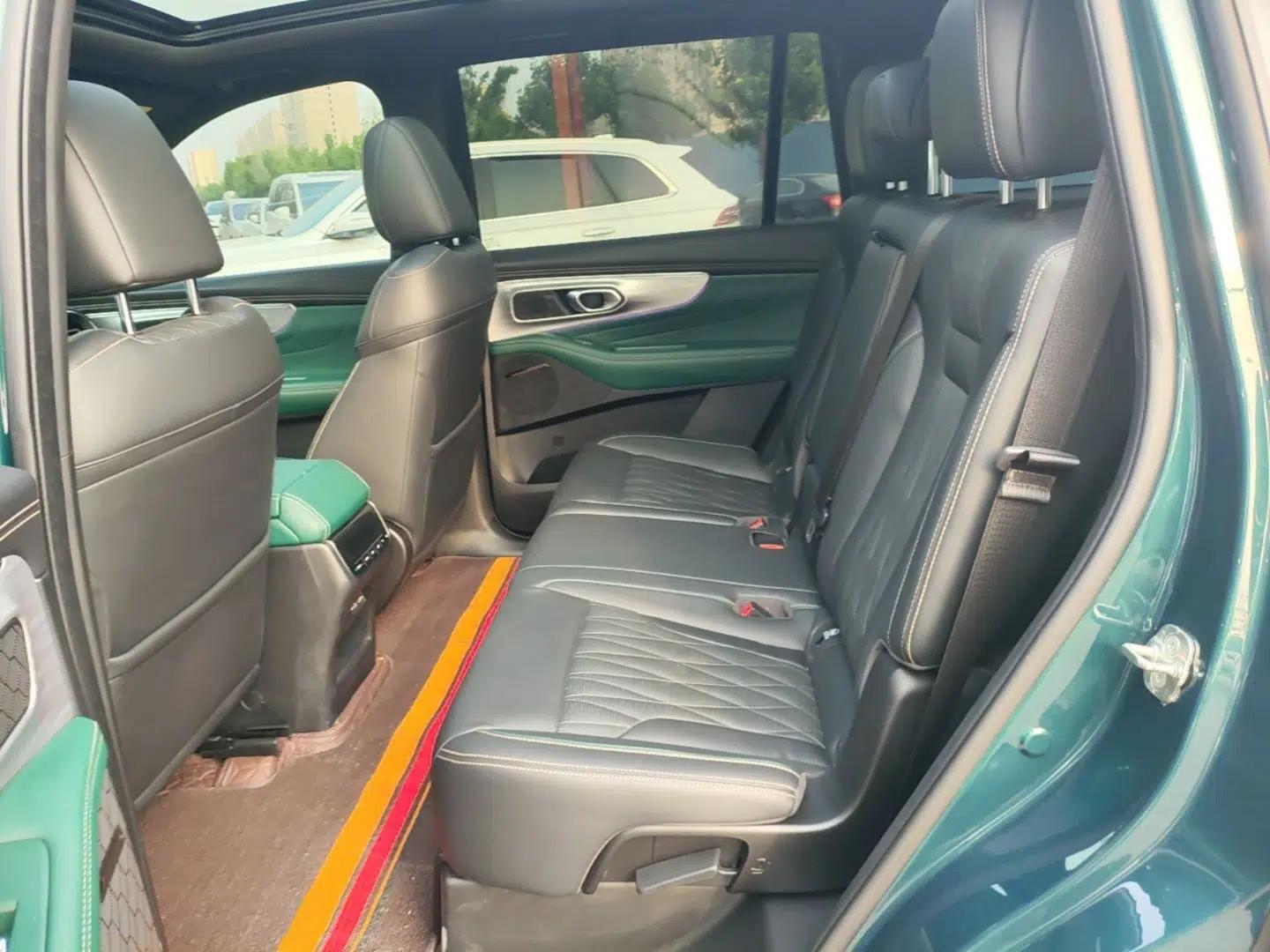 GAC Trumpchi GS8 2022 Linghang Series 2.0 TGDI Two-Wheel-Drive Luxury Smart Connectivity Version (7 Seats) — миниатюра 20