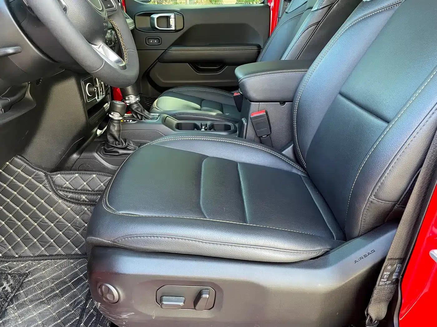 2024 Jeep Wrangler 2.0T Sahara 4-Door Edition — миниатюра 13