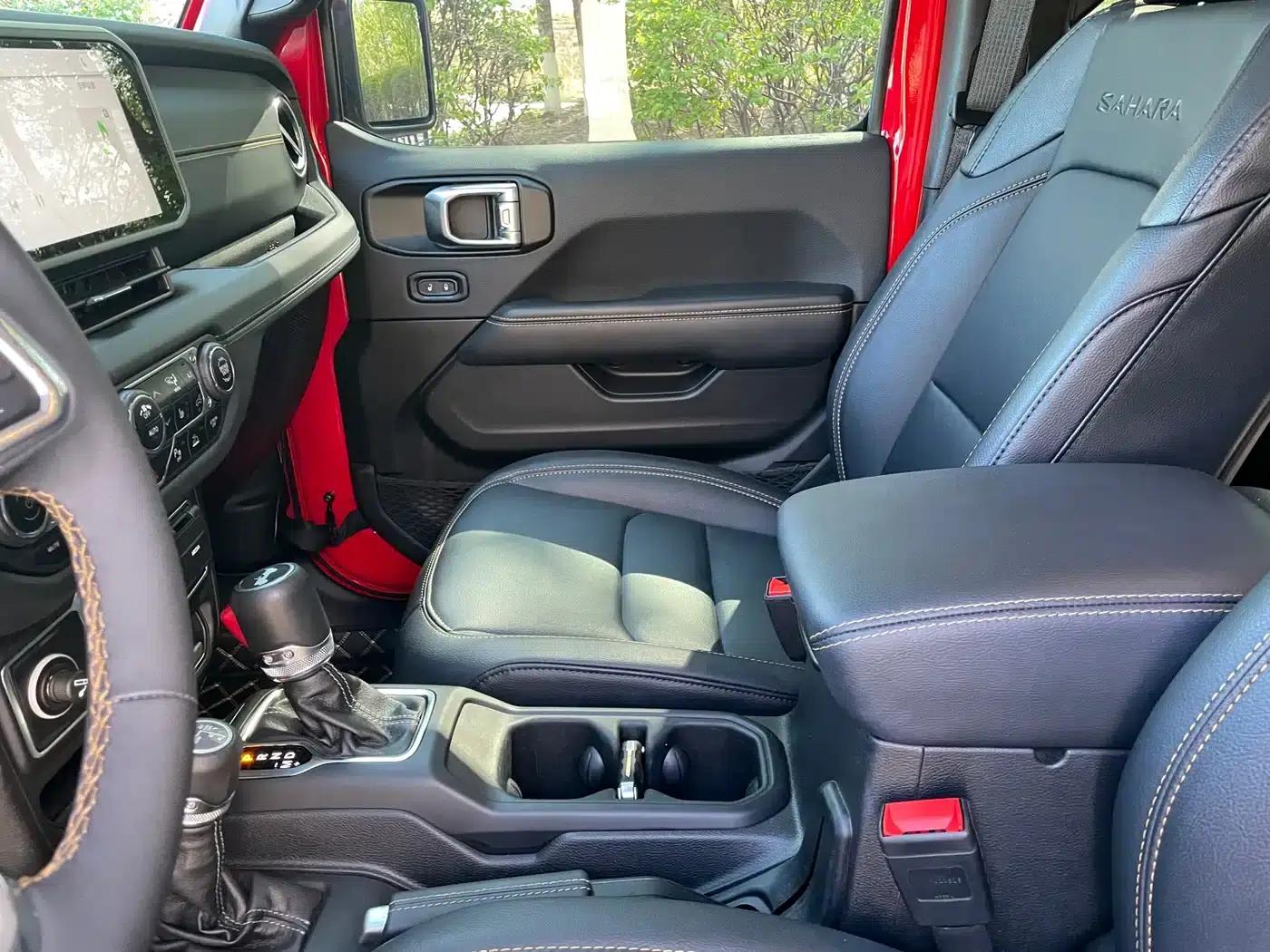 2024 Jeep Wrangler 2.0T Sahara 4-Door Edition — миниатюра 19