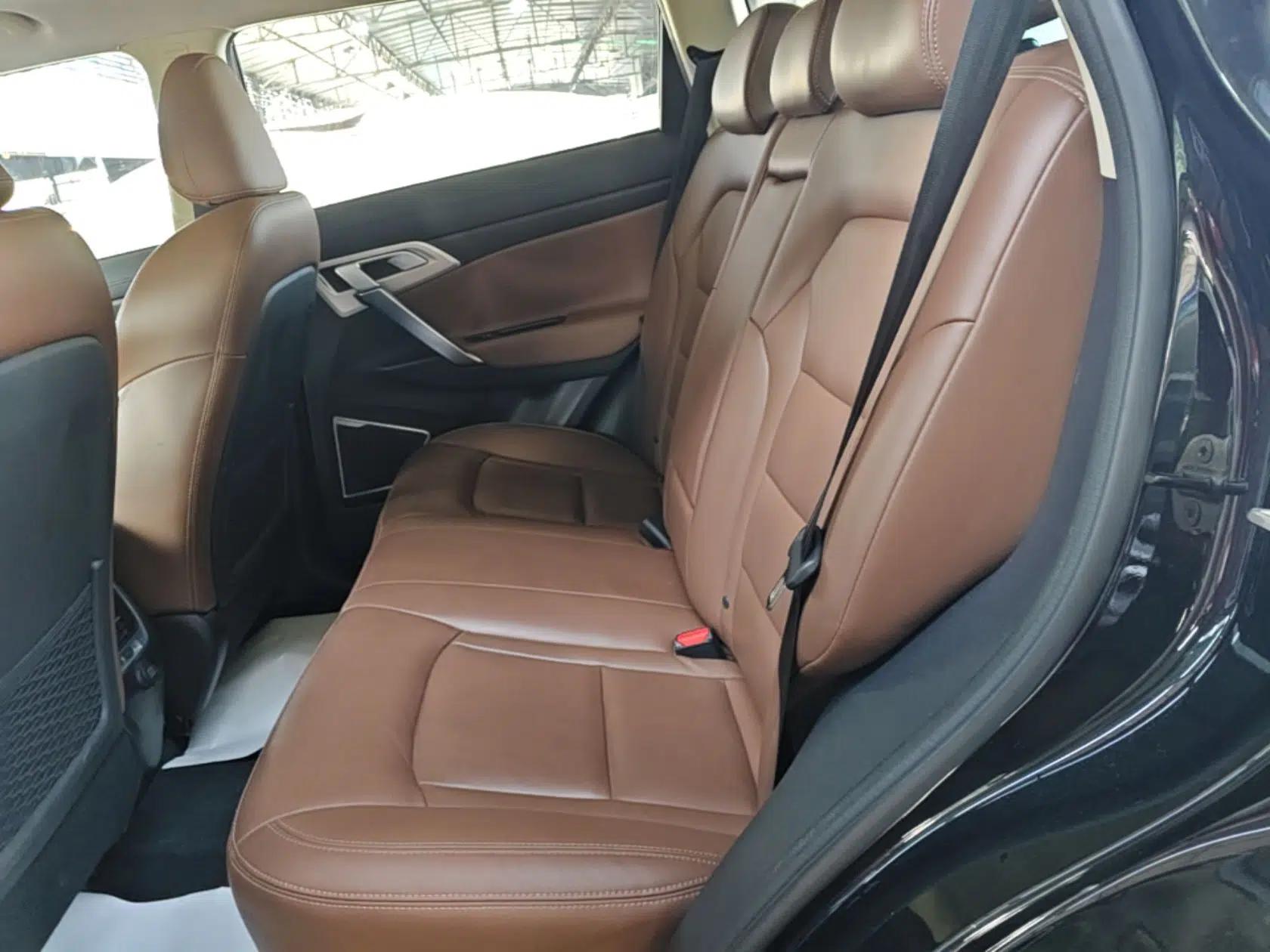 Geely Auto Emgrand X7 Sport 2016 1.8TD Automatic ZhiZun Version — миниатюра 20