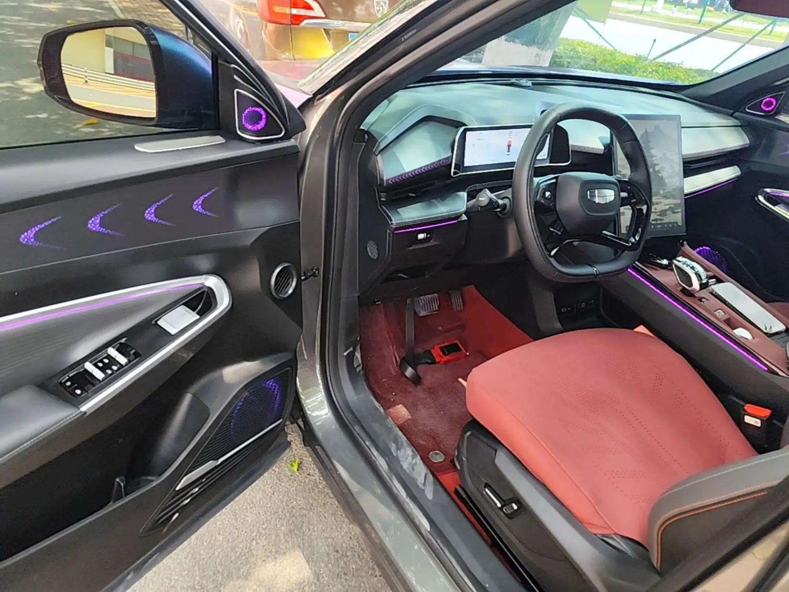 Geely Auto Emgrand X7 Sport 2023 Boyue COOL 1.5TD Smart Connect+ — миниатюра 18