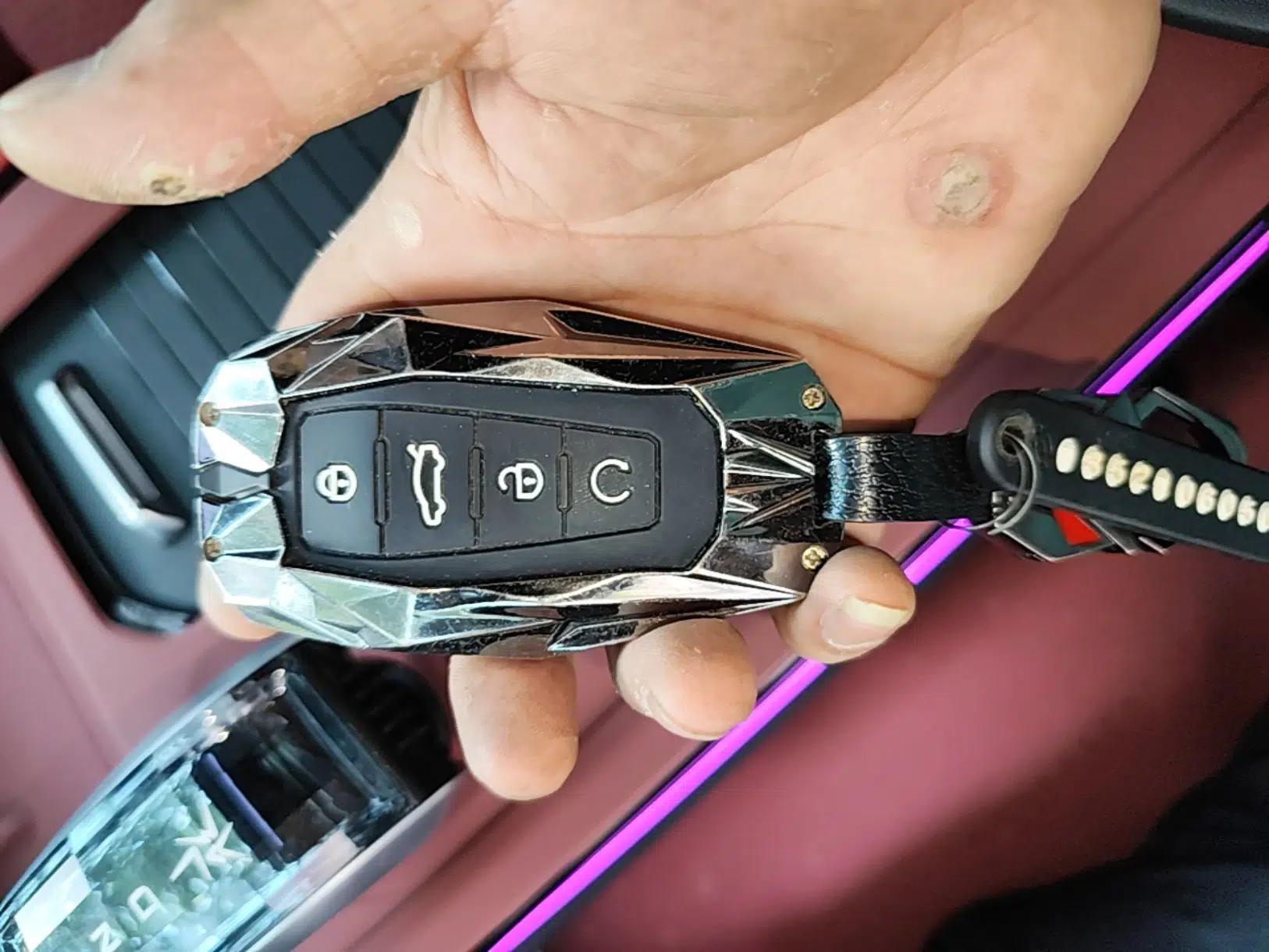 Geely Auto Emgrand X7 Sport 2023 Boyue COOL 1.5TD Smart Connect+ — миниатюра 22