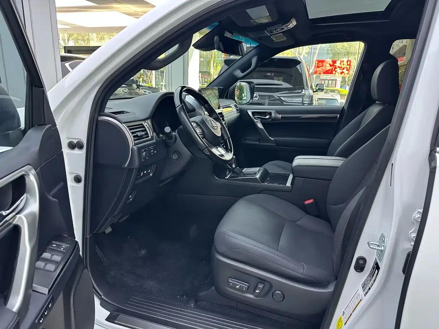2021 Lexus GX 460 US Spec — миниатюра 4