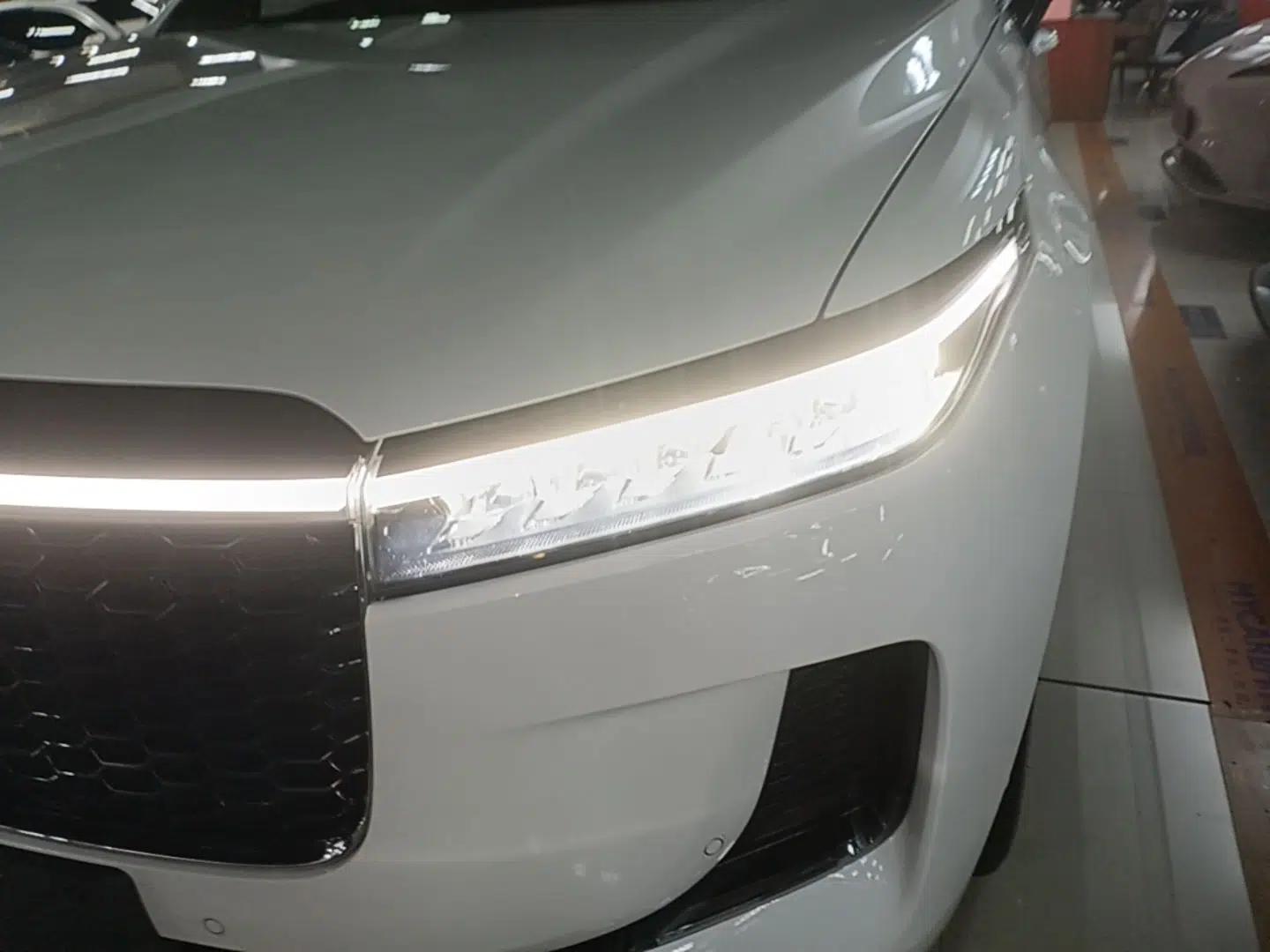 Li Auto ONE 2021 Extended-Range 6-Seater Version — миниатюра 9