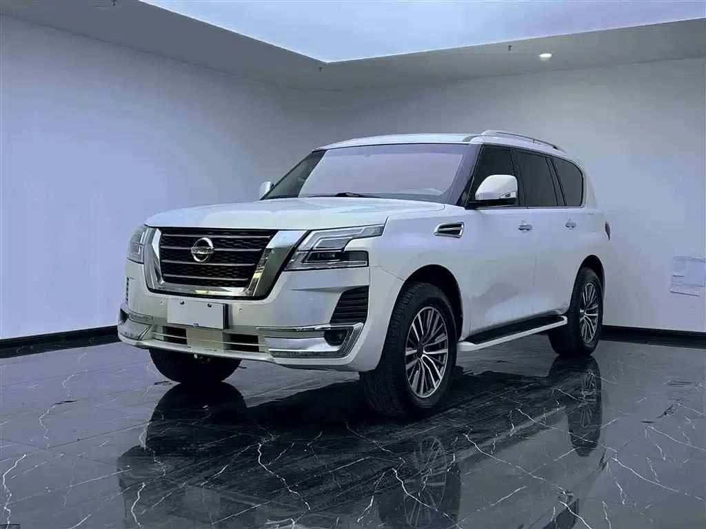 Nissan Patrol 2018 4.0L Leader Edition — миниатюра 1