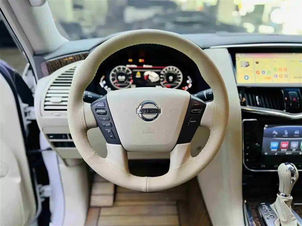 Nissan Patrol 2018 4.0L Leader Edition — миниатюра 6