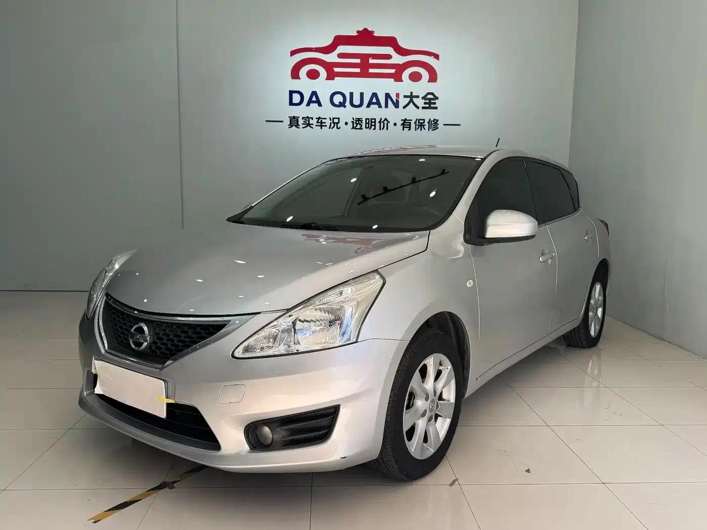 2011 Tiida 1.6L CVT Comfort Model — миниатюра 1