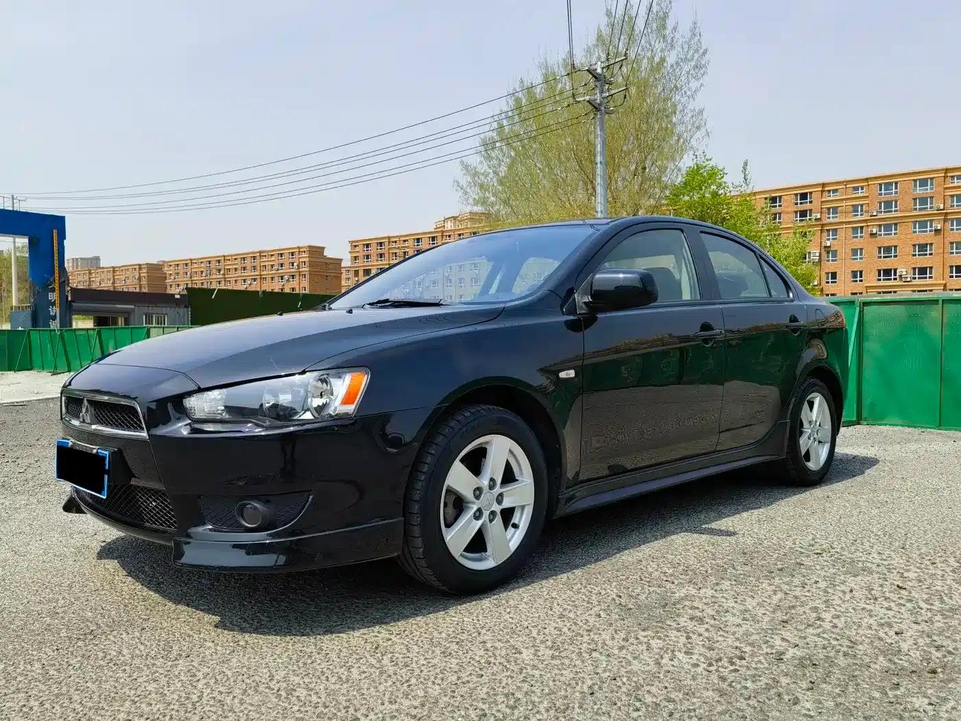 Lancer EX 2011 Luxury Edition 1.8L CVT Limited Edition — миниатюра 1