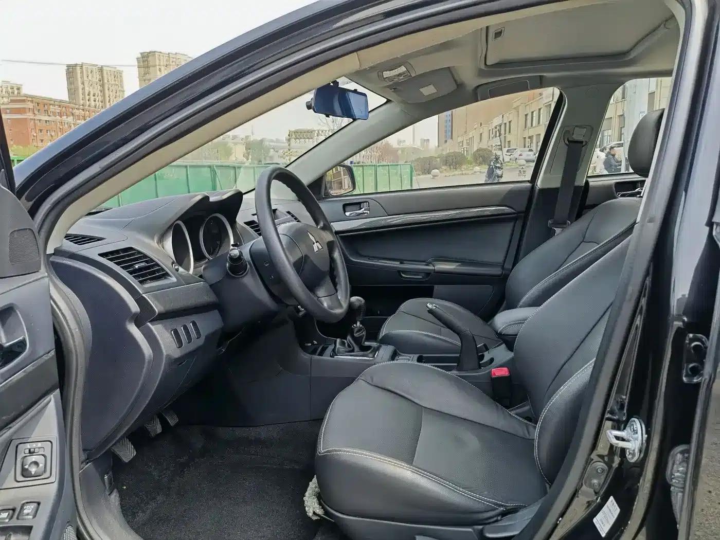 Lancer EX 2011 Luxury Edition 1.8L CVT Limited Edition — миниатюра 7