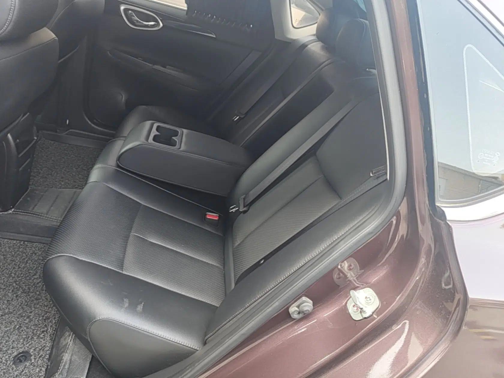 Nissan Sylphy 2016 1.6 XL CVT Luxury Edition — миниатюра 19