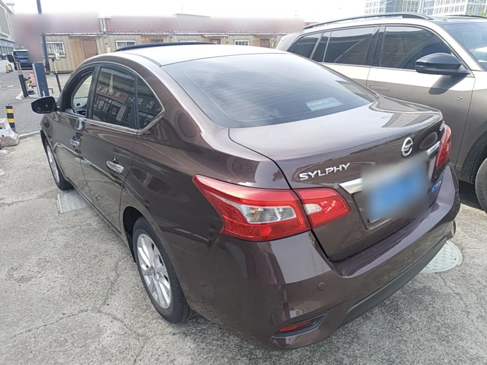 Nissan Sylphy 2016 1.6 XL CVT Luxury Edition — миниатюра 7