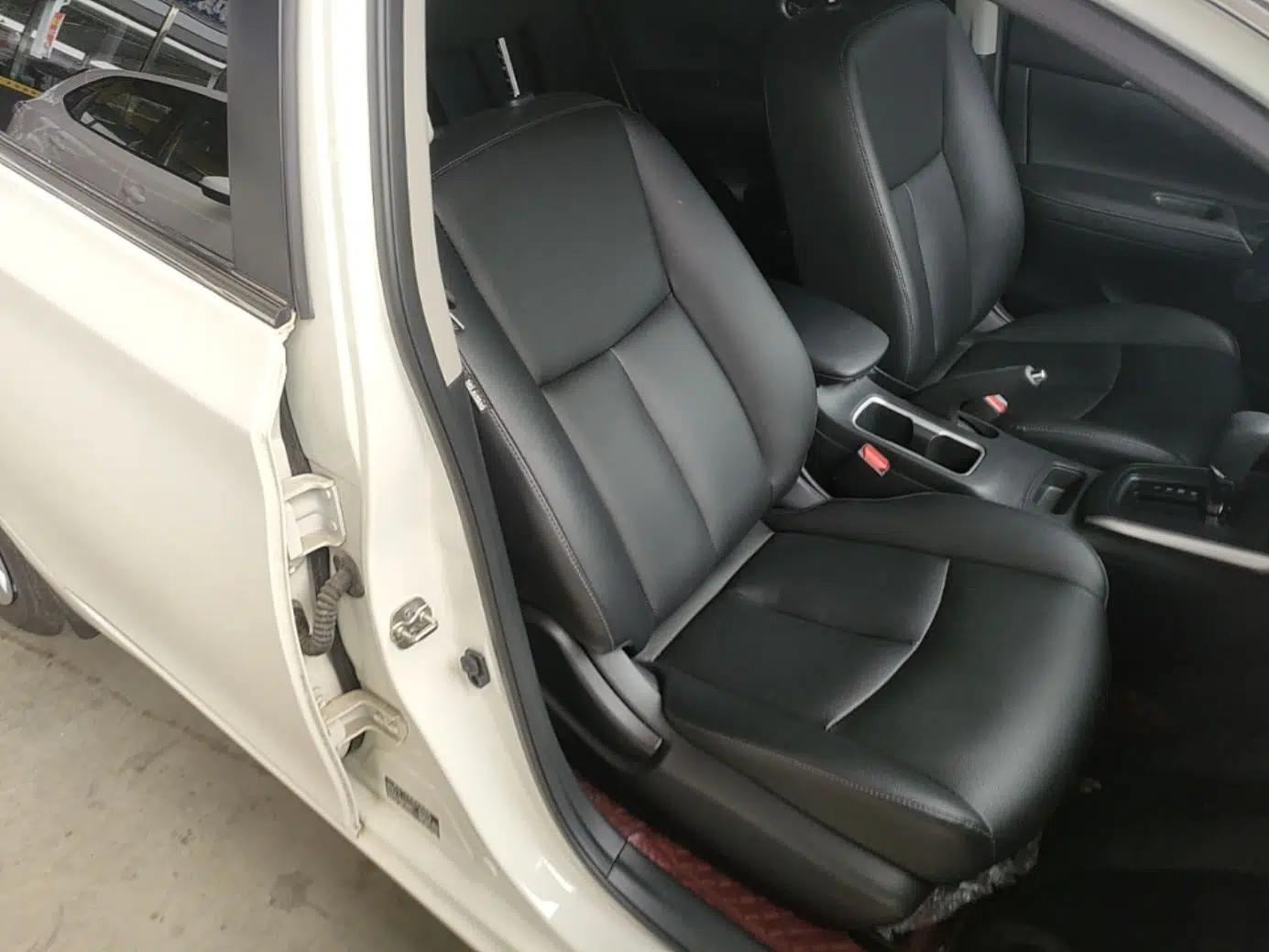 Nissan Sylphy 2021 Classic 1.6XE CVT Comfort Edition — миниатюра 23