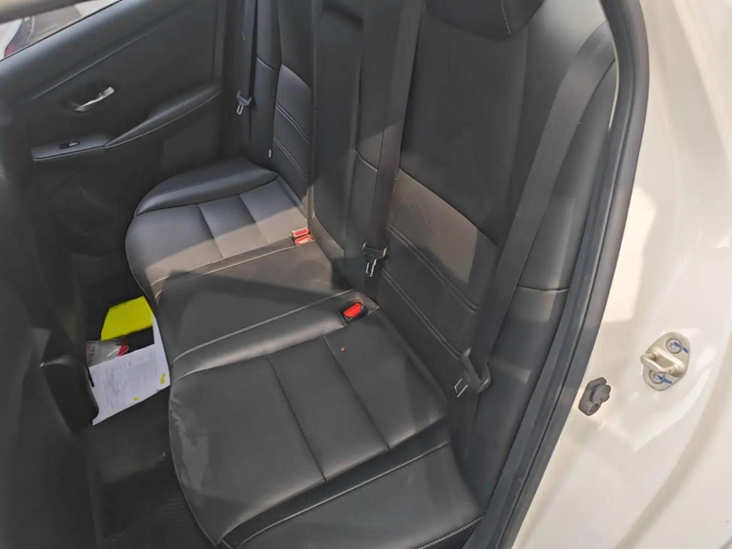 Nissan Sylphy 2023 1.6L CVT Enjoyment Edition — миниатюра 20