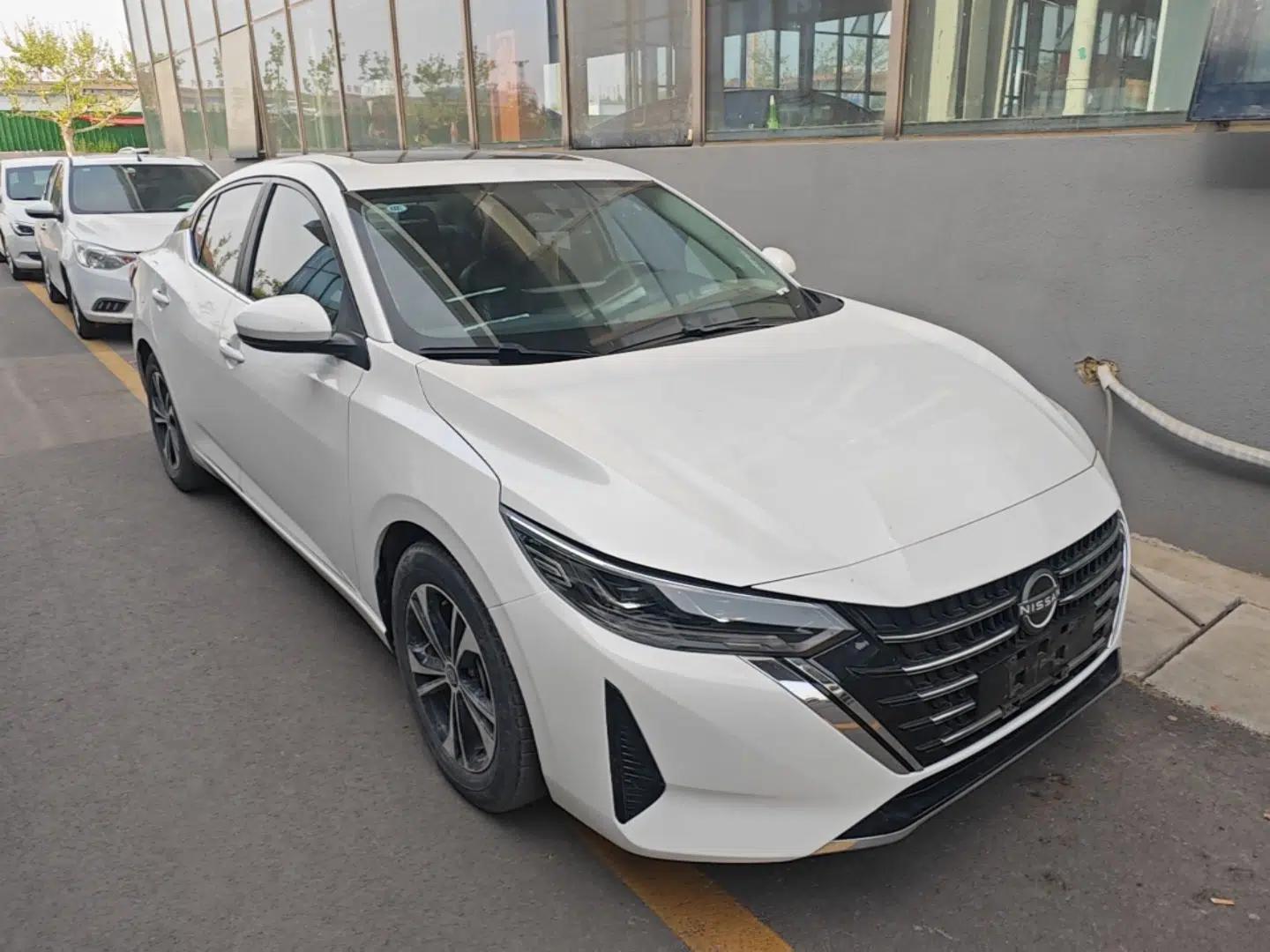 Nissan Sylphy 2023 1.6L CVT Enjoyment Edition — миниатюра 3
