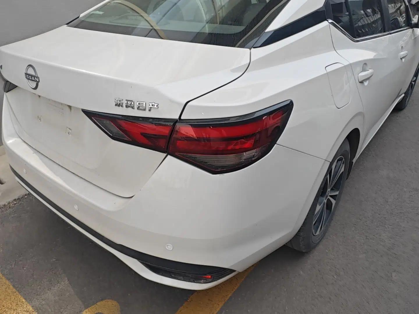 Nissan Sylphy 2023 1.6L CVT Enjoyment Edition — миниатюра 7