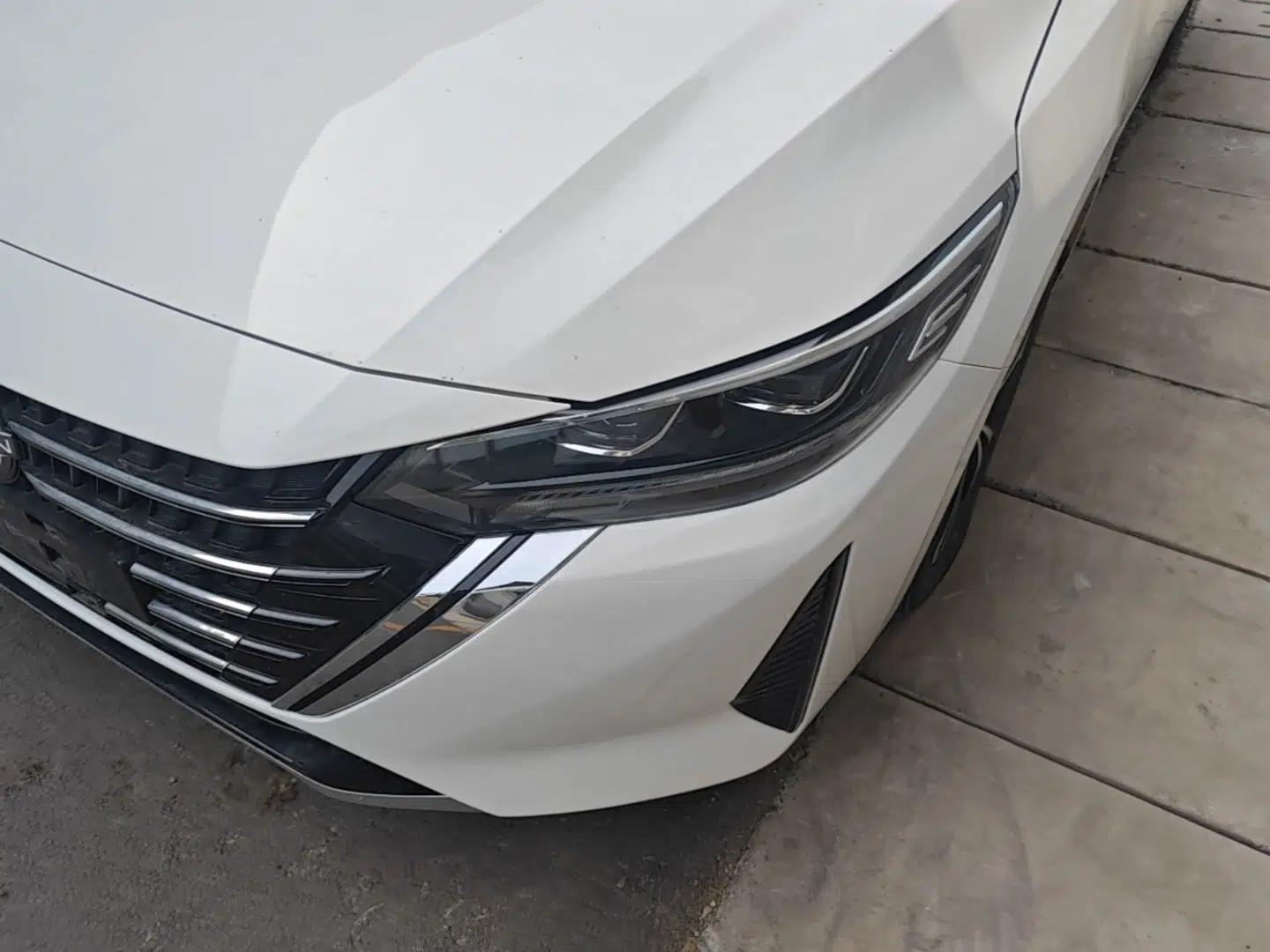 Nissan Sylphy 2023 1.6L CVT Enjoyment Edition — миниатюра 9