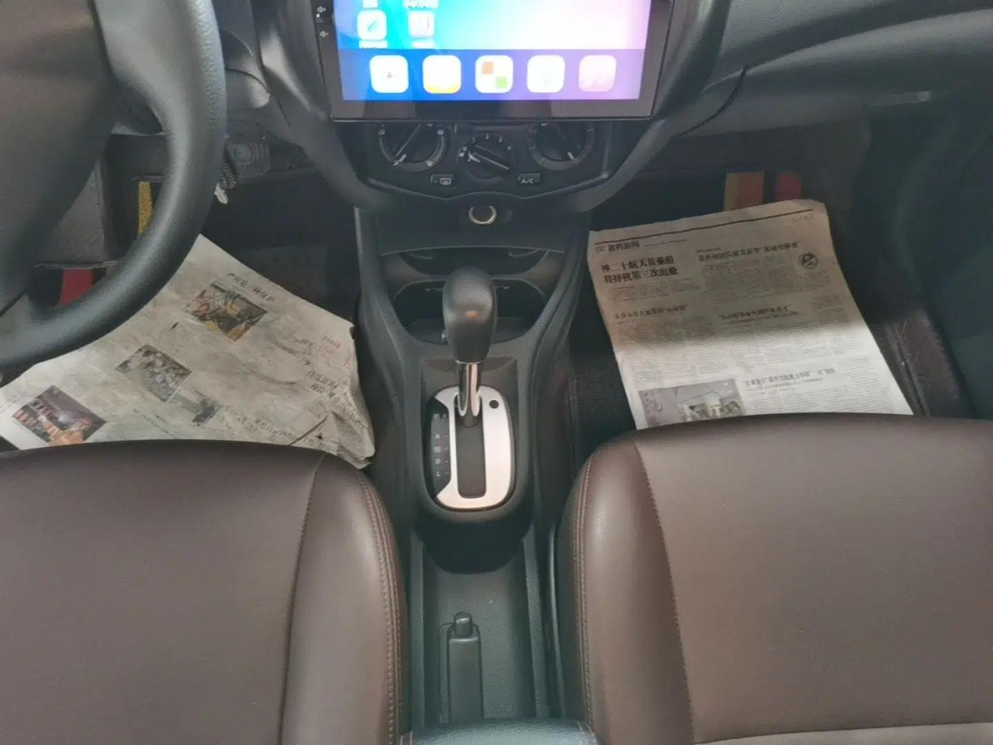 Nissan Livina 2015 1.6XE CVT Comfort Edition — миниатюра 17