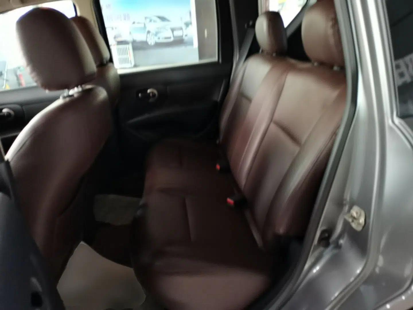Nissan Livina 2015 1.6XE CVT Comfort Edition — миниатюра 20