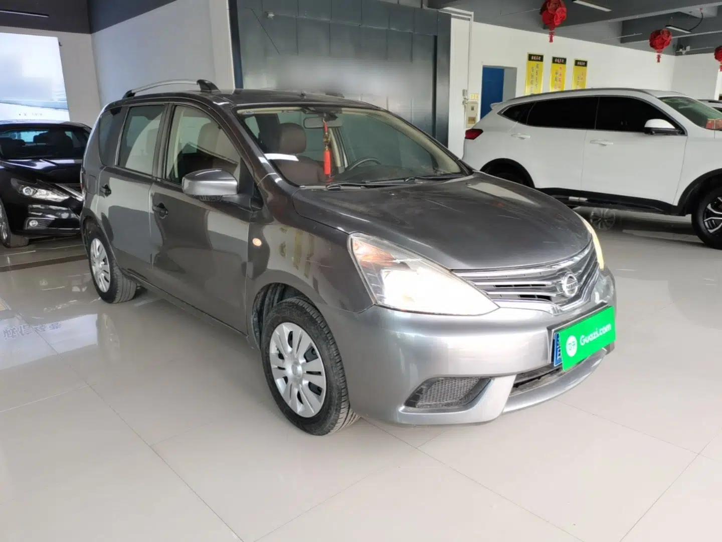 Nissan Livina 2015 1.6XE CVT Comfort Edition — миниатюра 3