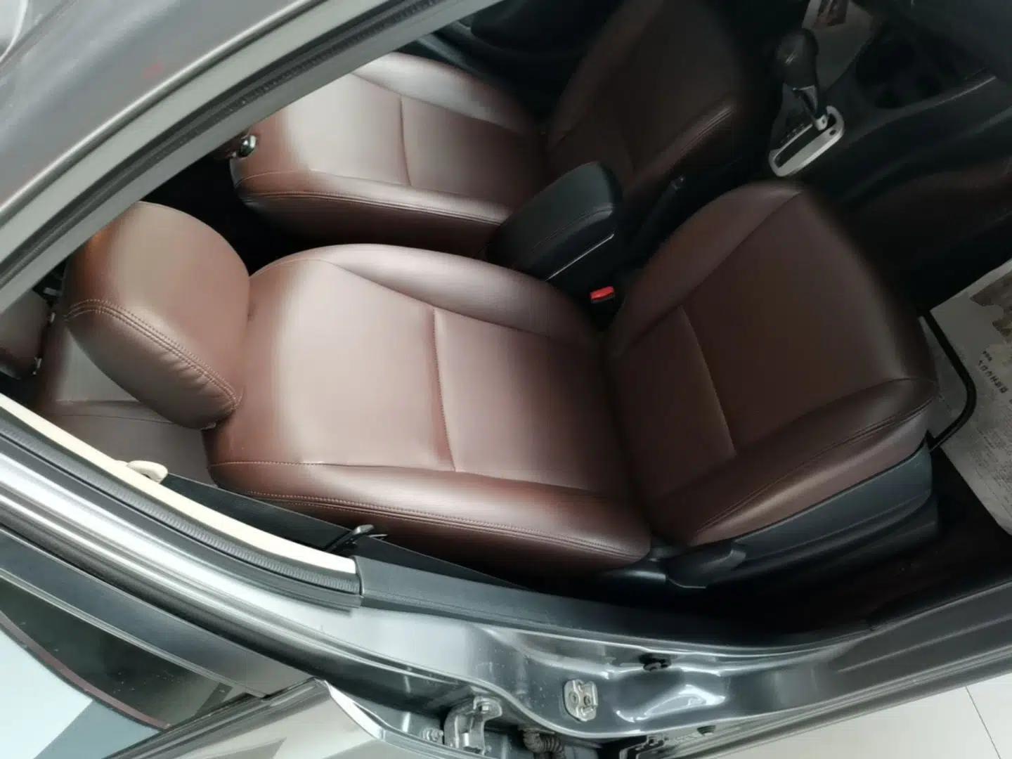 Nissan Livina 2015 1.6XE CVT Comfort Edition — миниатюра 23