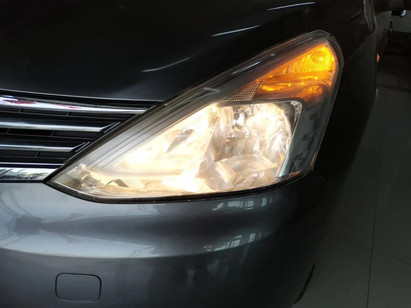 Nissan Livina 2015 1.6XE CVT Comfort Edition — миниатюра 9