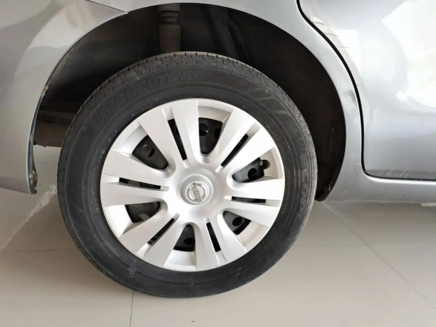 Nissan Livina 2015 1.6XE CVT Comfort Edition — миниатюра 10