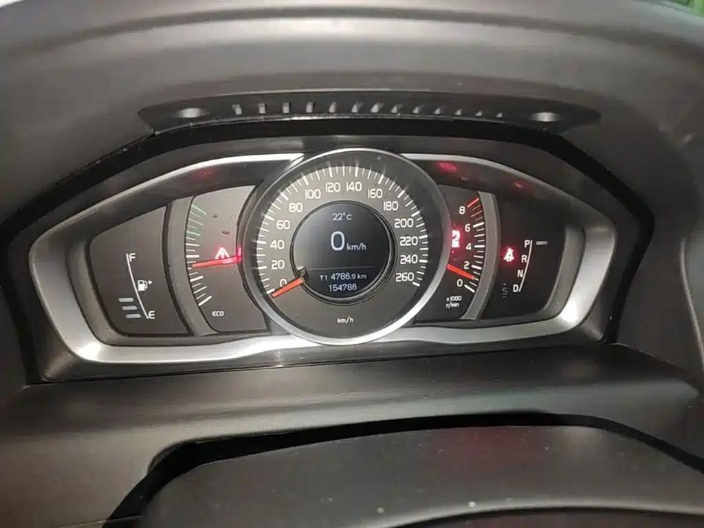 2017 Volvo XC60 T5 AWD Smart Edition — миниатюра 12