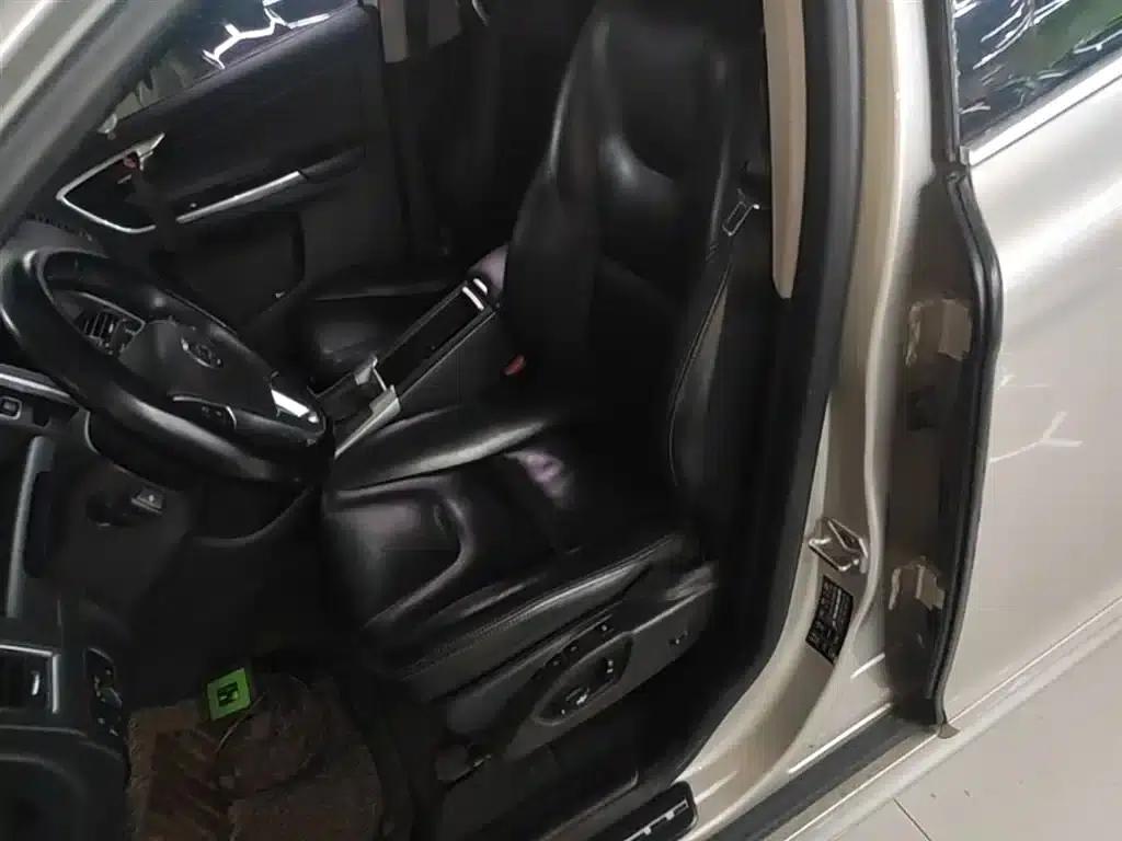 2017 Volvo XC60 T5 AWD Smart Edition — миниатюра 15