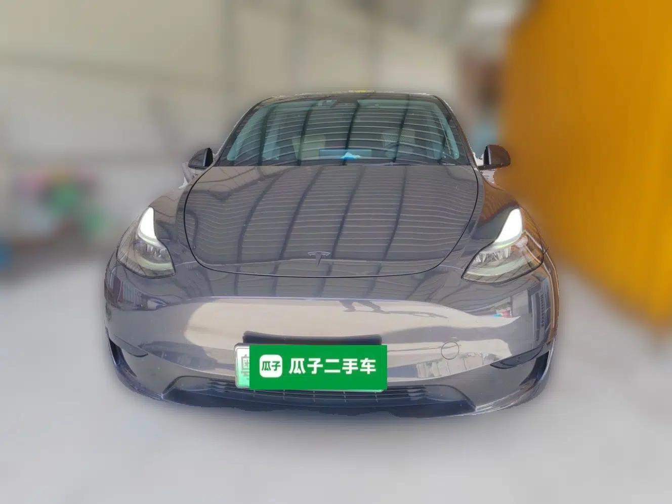 Tesla Model Y 2024 Rear-Wheel-Drive Version — миниатюра 2
