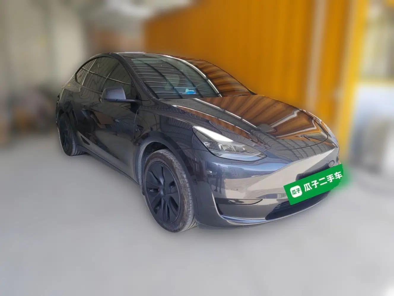 Tesla Model Y 2024 Rear-Wheel-Drive Version — миниатюра 3