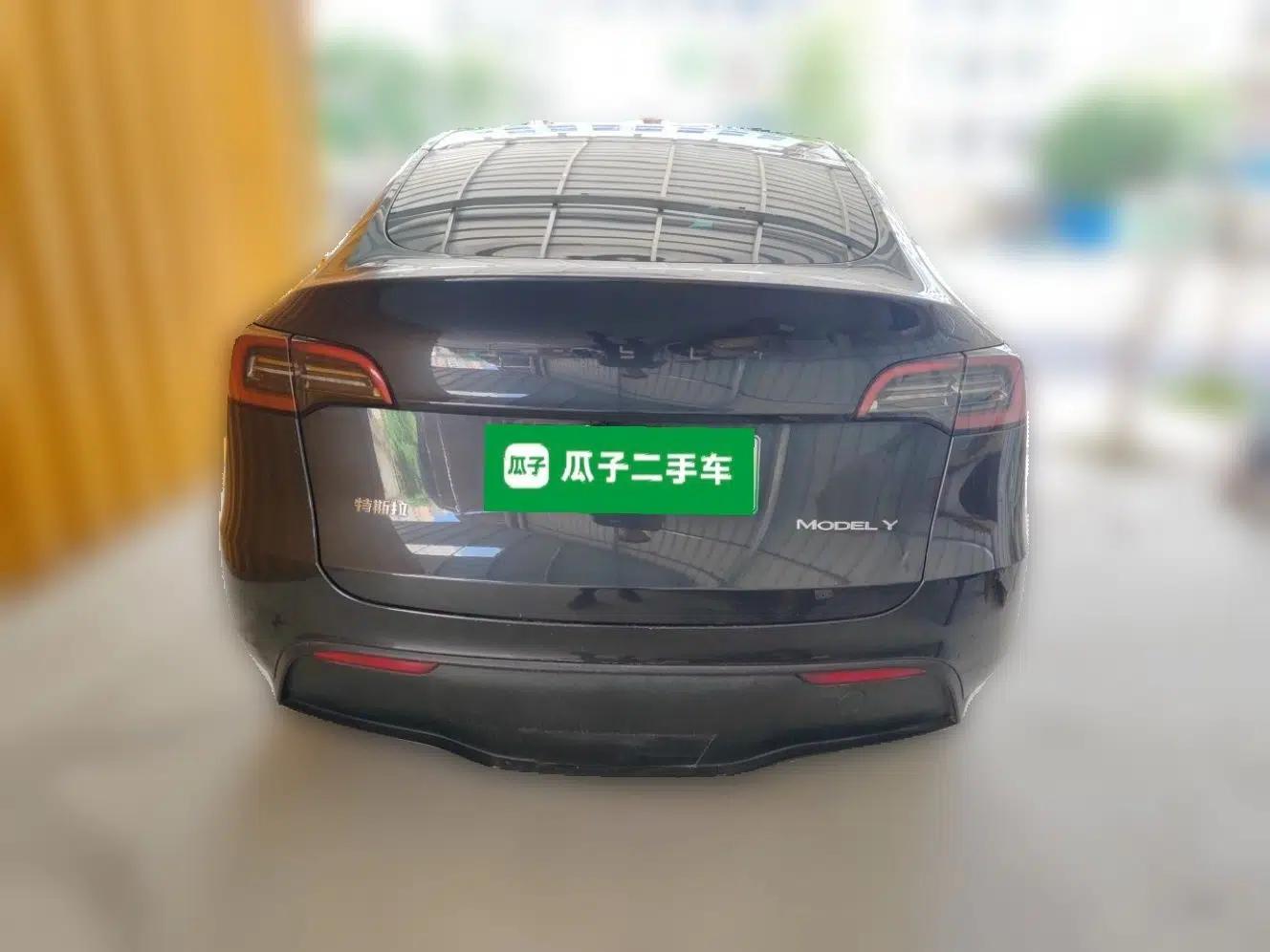 Tesla Model Y 2024 Rear-Wheel-Drive Version — миниатюра 5
