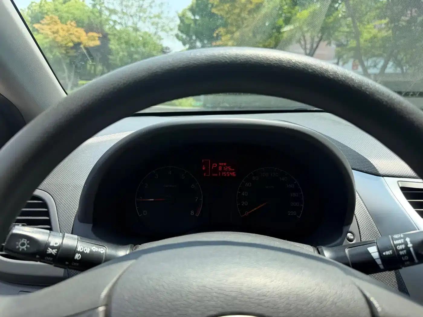 2014 Hyundai Reina 1.4L Automatic Intelligent GLS — миниатюра 3