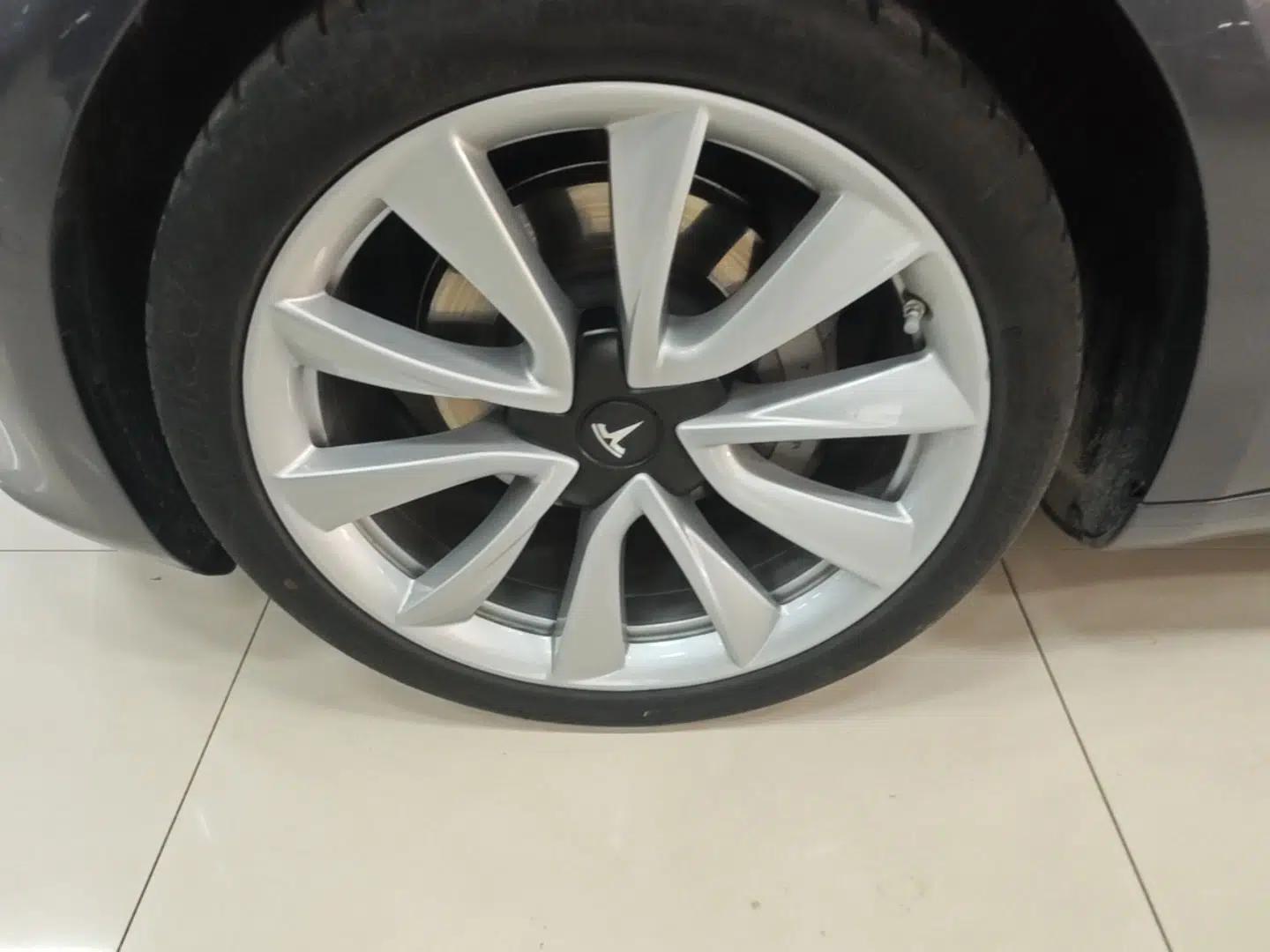 Tesla Model 3 2020 Revised Version Standard Range Rear-Wheel Drive – Upgraded Edition — миниатюра 8
