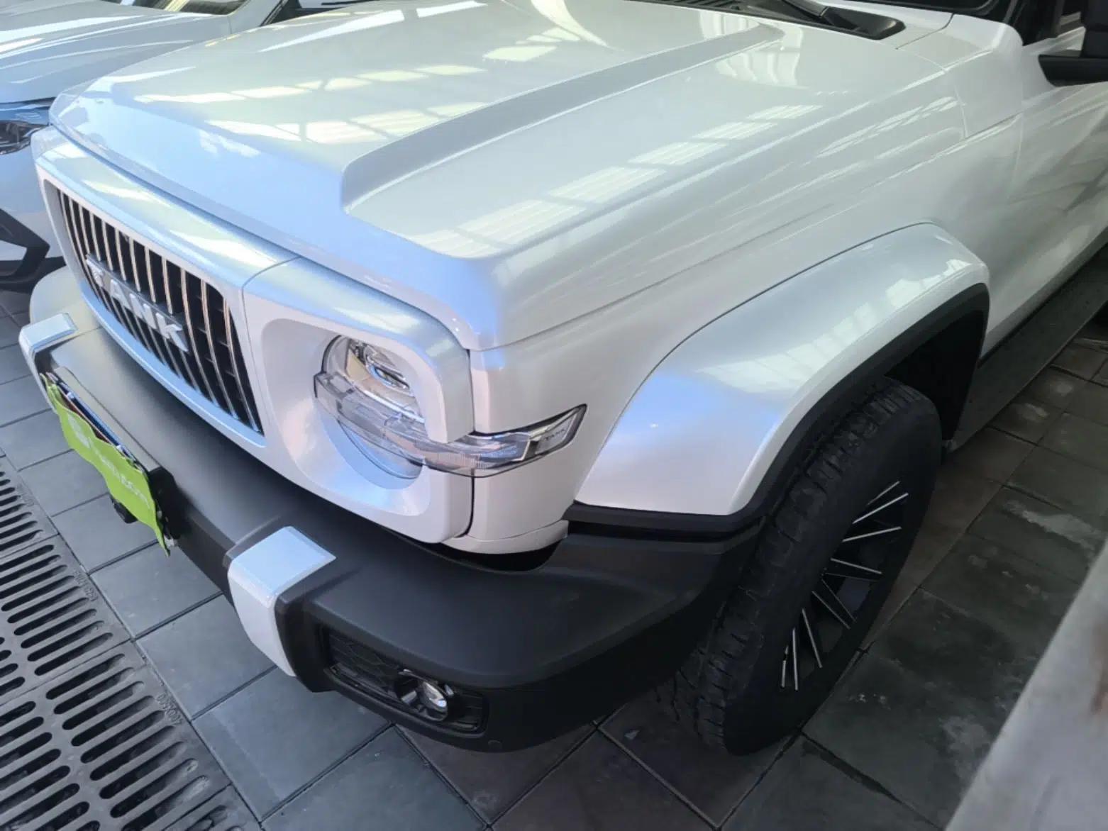Tank 300 2023 Off-Road Edition 2.0T Conqueror — миниатюра 9